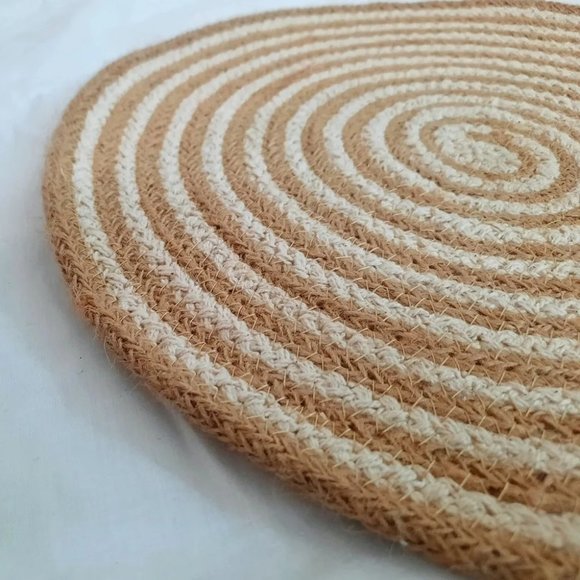 Placemat | White Circle | Round | 14x14 | Pack of 4 - Picture 5 of 5